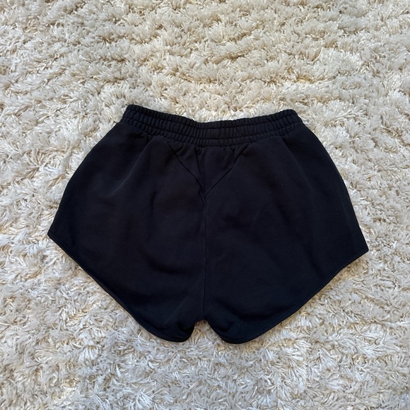 Gymshark Black Shorts - Picture 2 of 3
